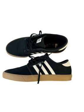 Adidas Black Gum Sole Skate Sneakers Men’s 13.5 Canvas Lace Up Y2K casual